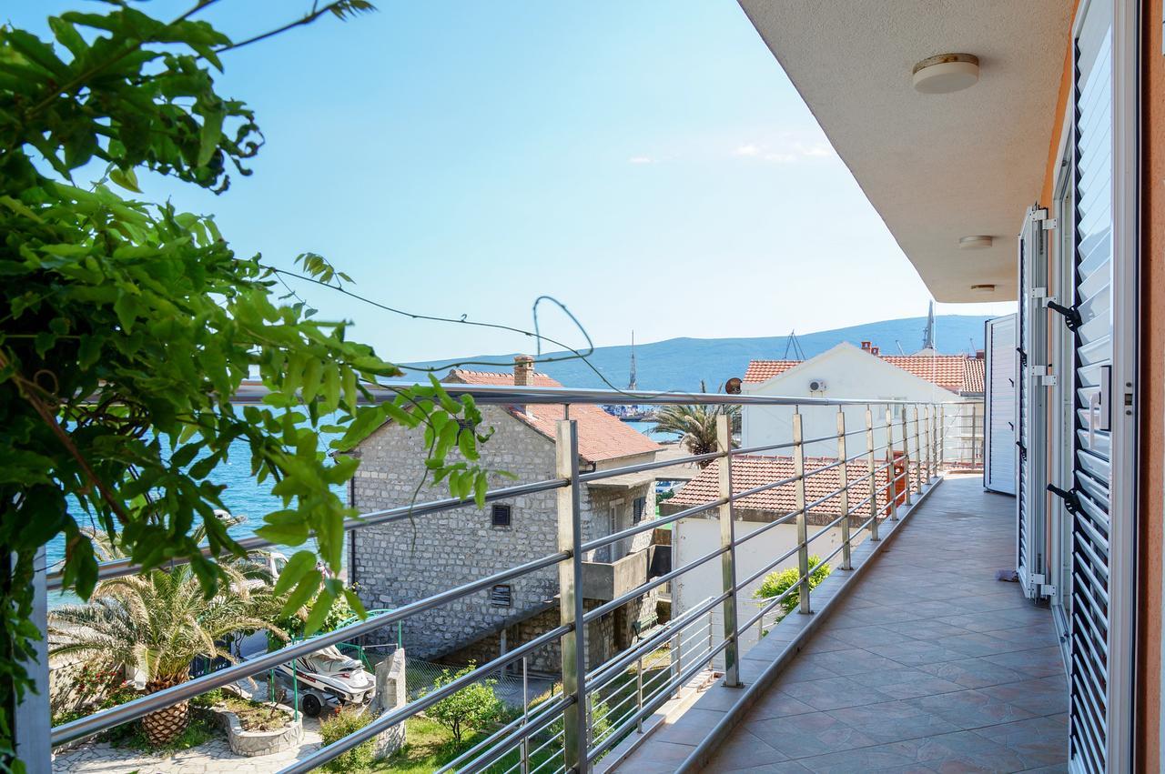 Apartments Apple Cat Montenegro Ko Bijela Esterno foto