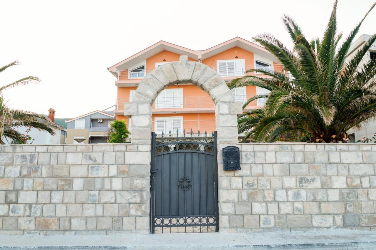 Apartments Apple Cat Montenegro Ko Bijela Esterno foto