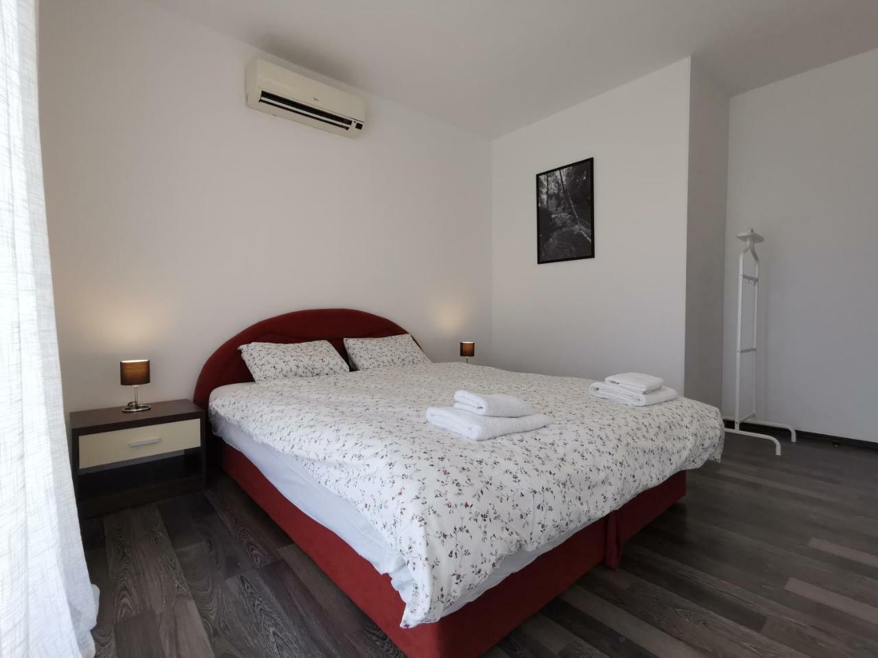 Apartments Apple Cat Montenegro Ko Bijela Esterno foto